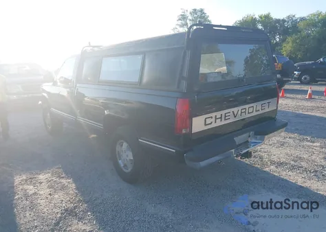 1992 Chevrolet Gmt-400 K1500 z USA, uszkodzony, nr VIN 1GCEK14K9NE131939